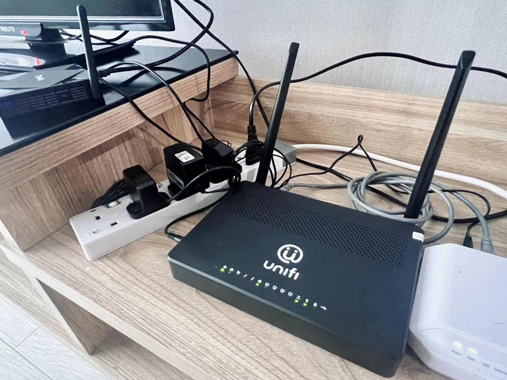 D Summit With Wifi And Tvbox *
